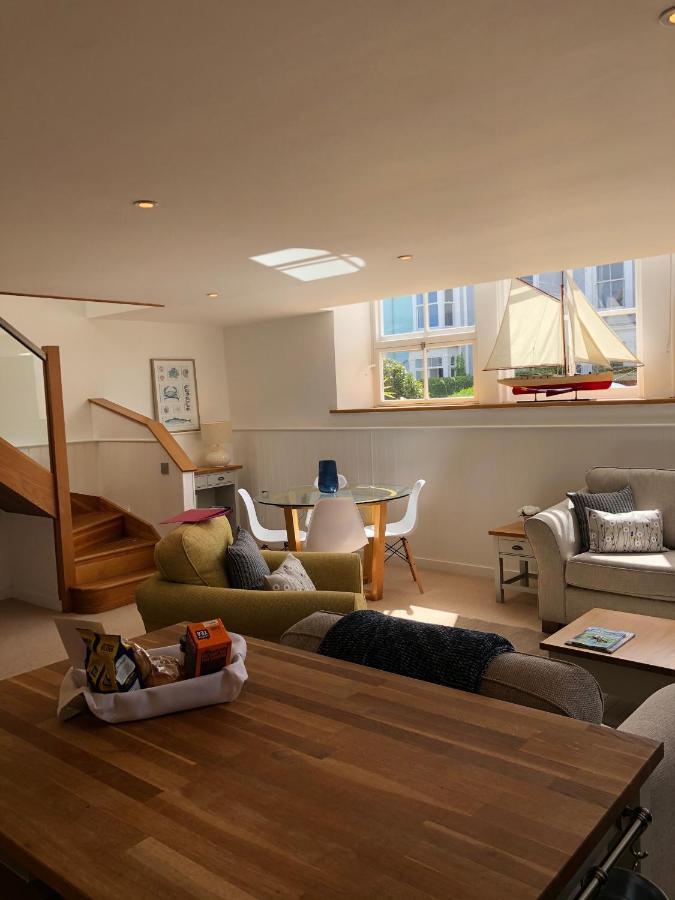 The Old English Rooms Falmouth Luaran gambar